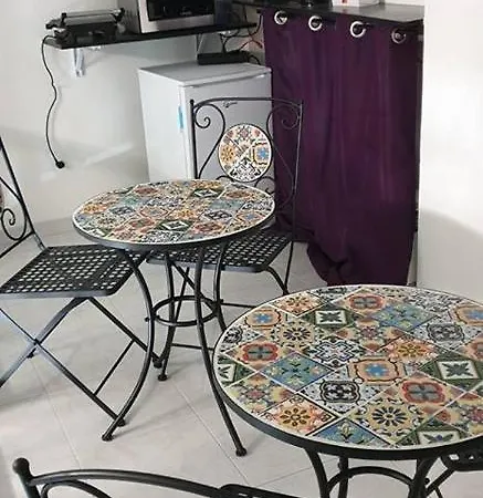 Πανσιόν Sweet Συρακούσες